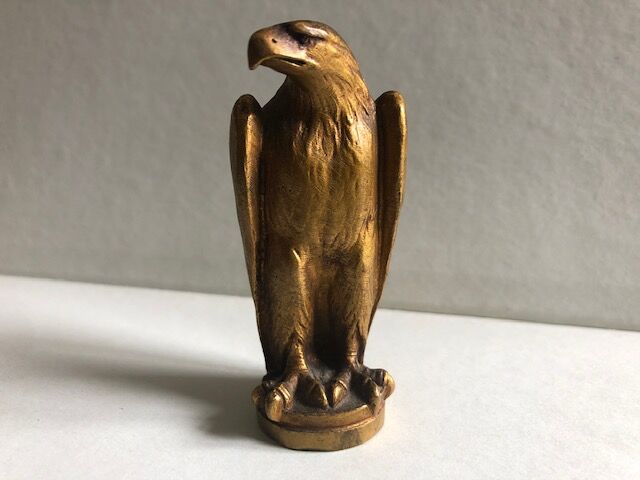 Napoleonic eagle sculpture in gilded bronze