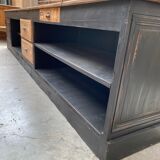 Patinated trading post