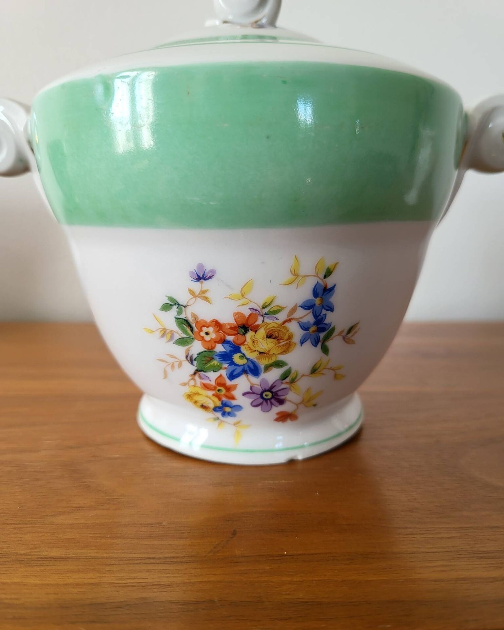 Covered pot, Limoges porcelain sugar bowl