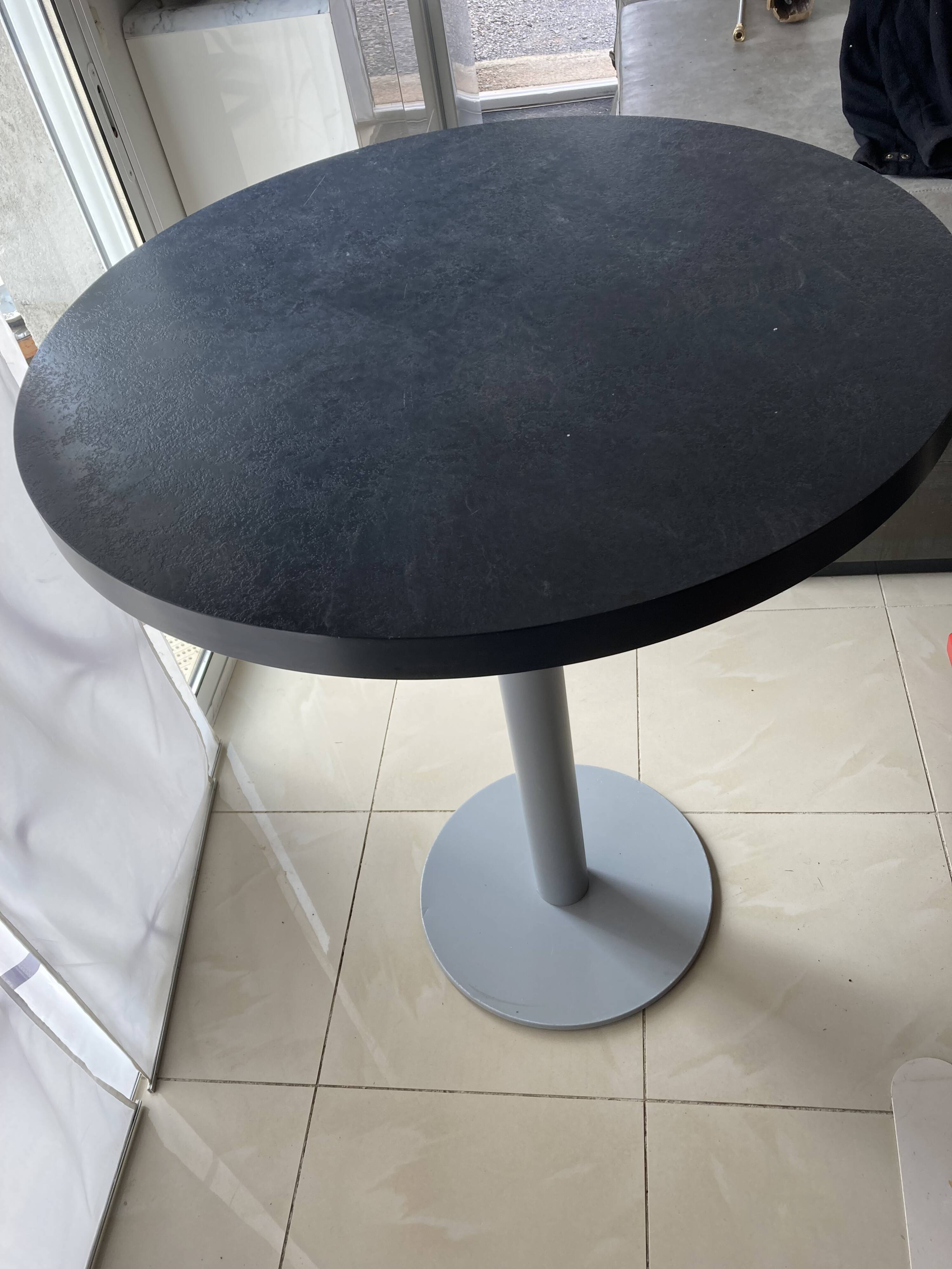 Table mange debout ronde