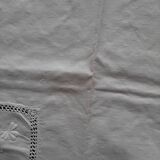 Nappe brodée