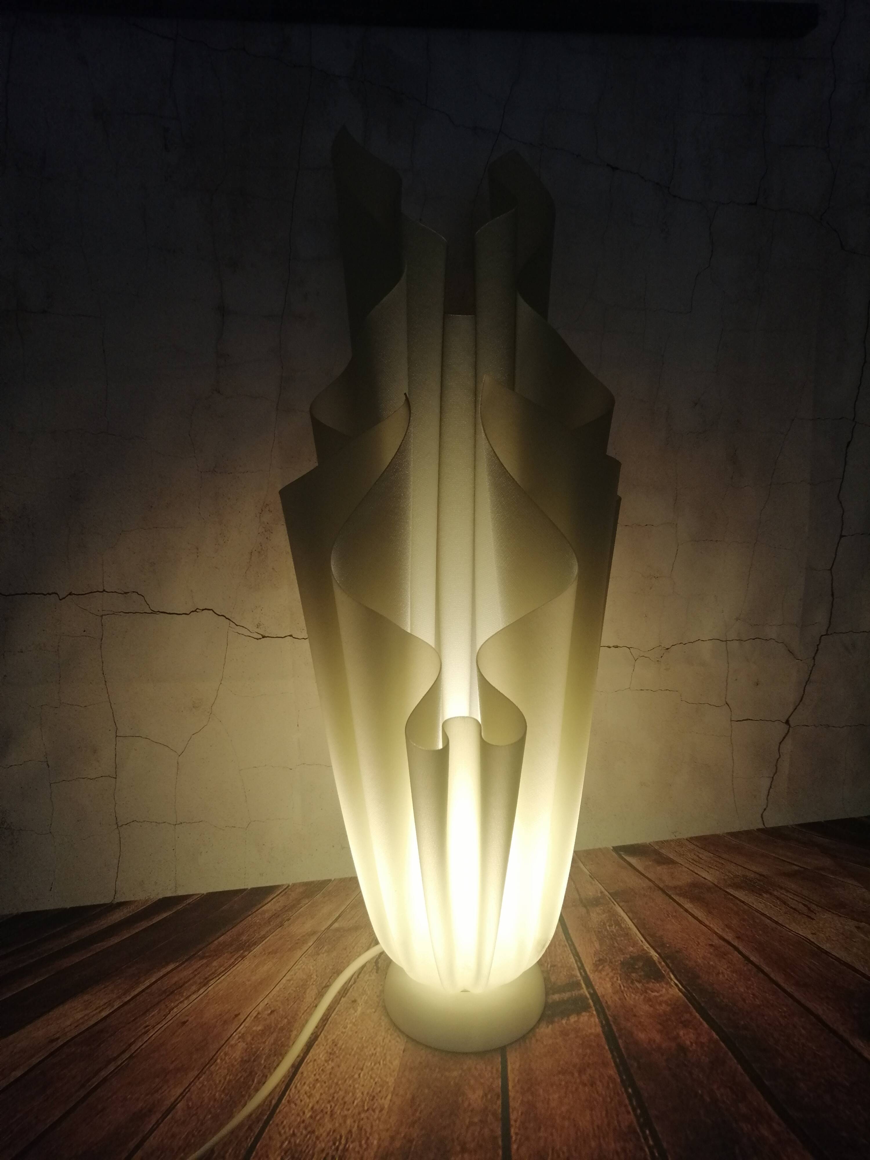 Lampe Athena de Georgia Jacob vert H52 cms