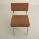 Chaise de bureau avec une structure en acier chromé et dossier large