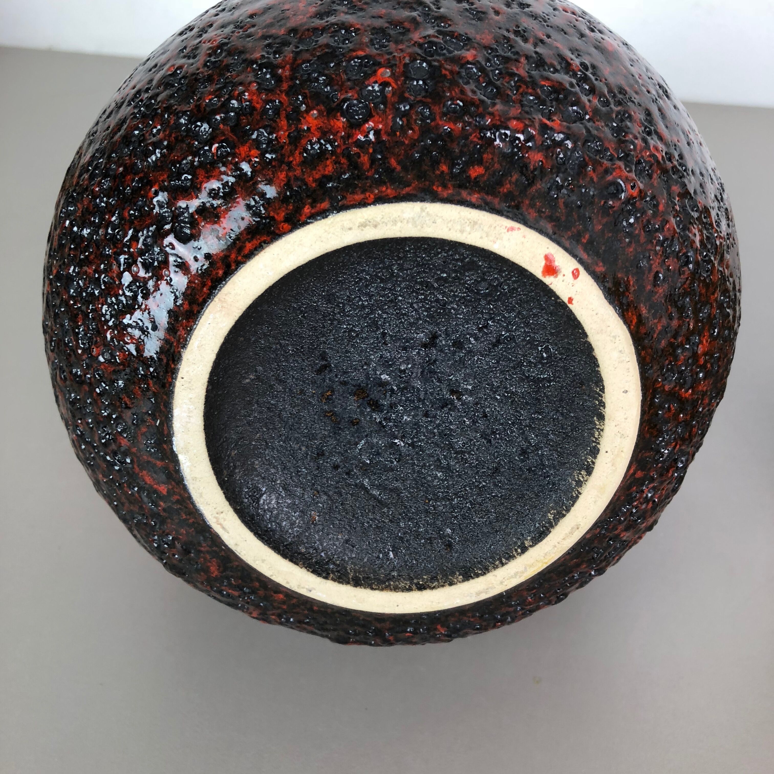 Set of Two Pottery Fat Lava Vases Model "484-21" Made by Scheurich Germany 1970s