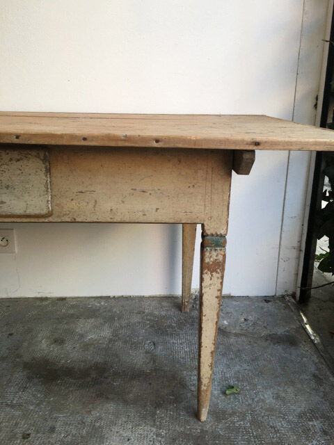 Tuscany office table