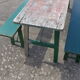 Table de brasserie mutzig et ses bancs