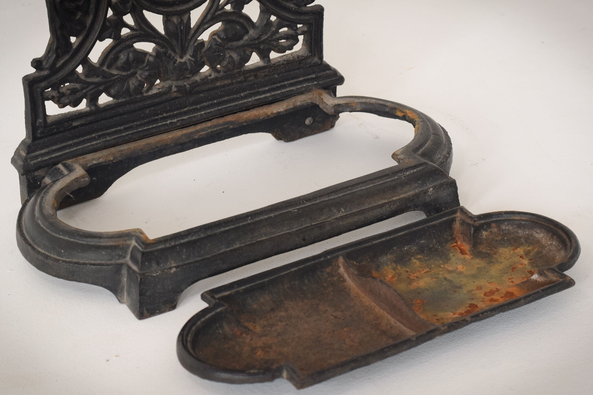 Victorian cast iron stick stand