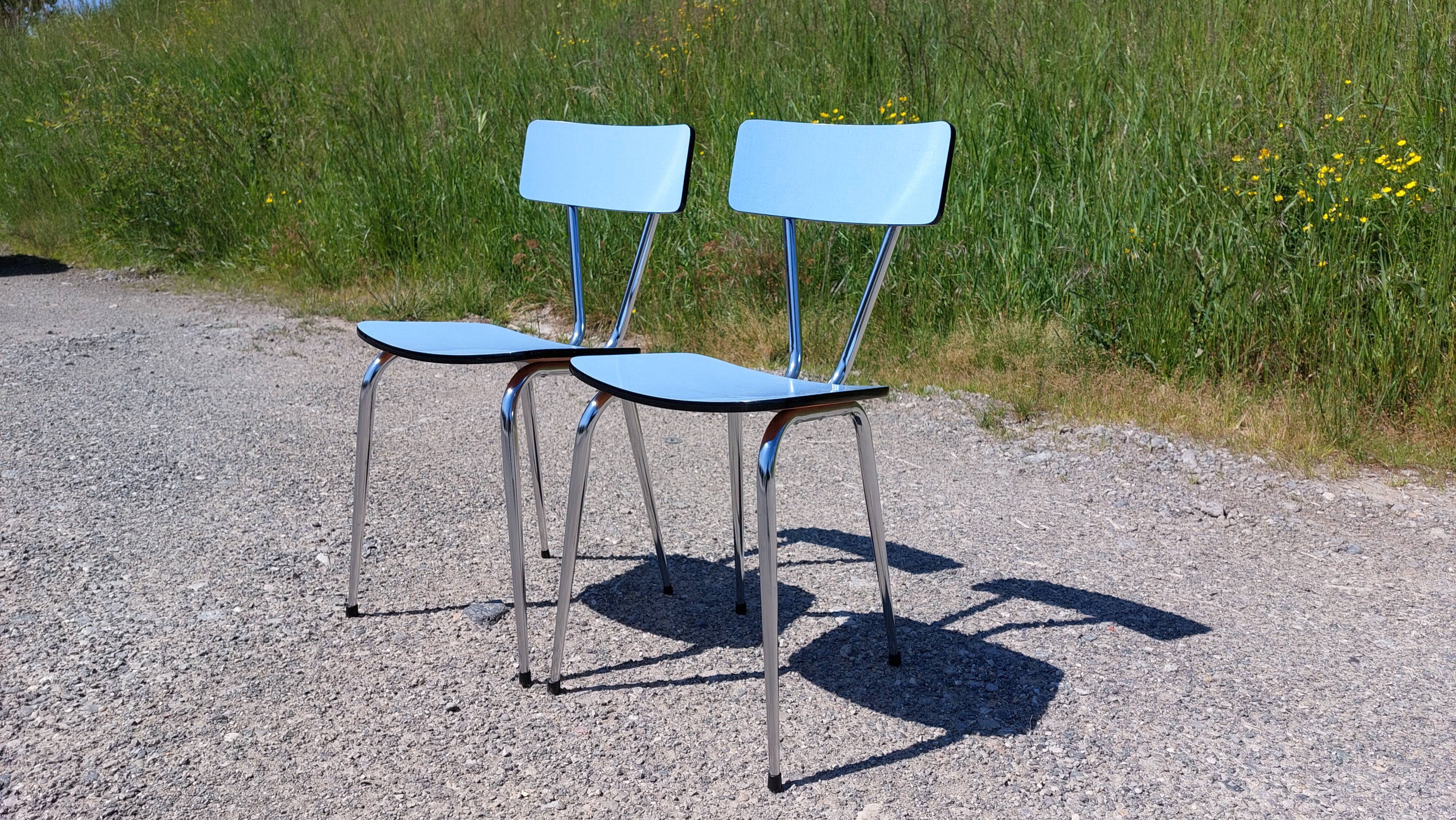 Pair of chairs in blue formica - vintage