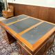 Grand bureau Chesterfield anglais classique Partnerdesk