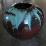 Artistic vase