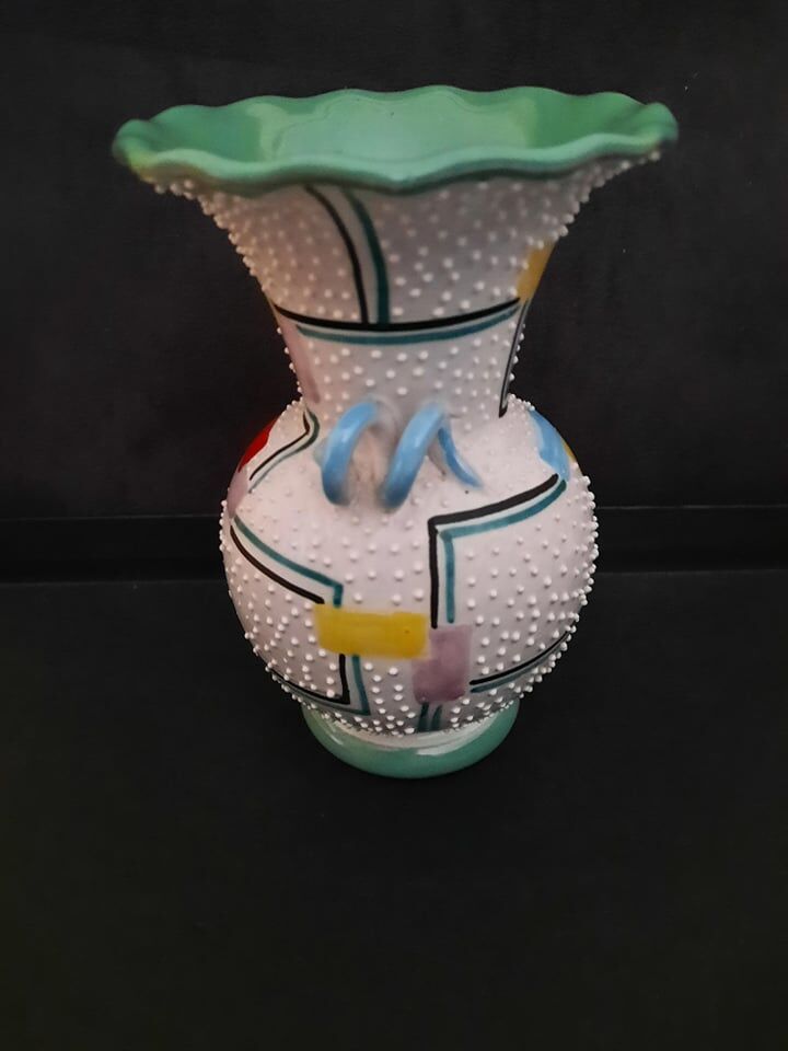 Italian ceramic vase Deruta signed and numbered