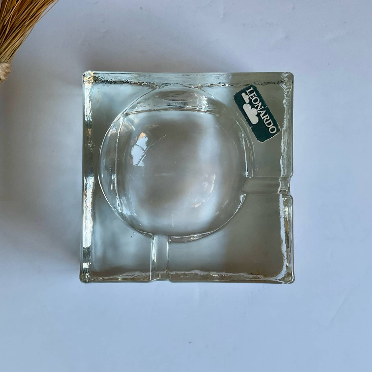 Leonardo glass ashtray