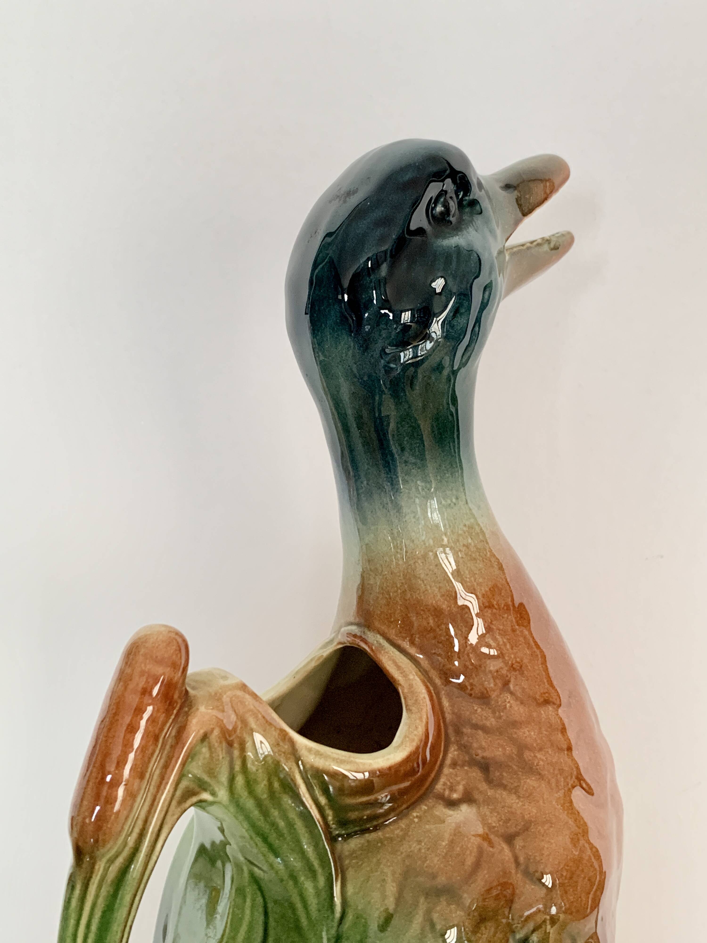 Pichet canard en barbotine de Saint-Clément