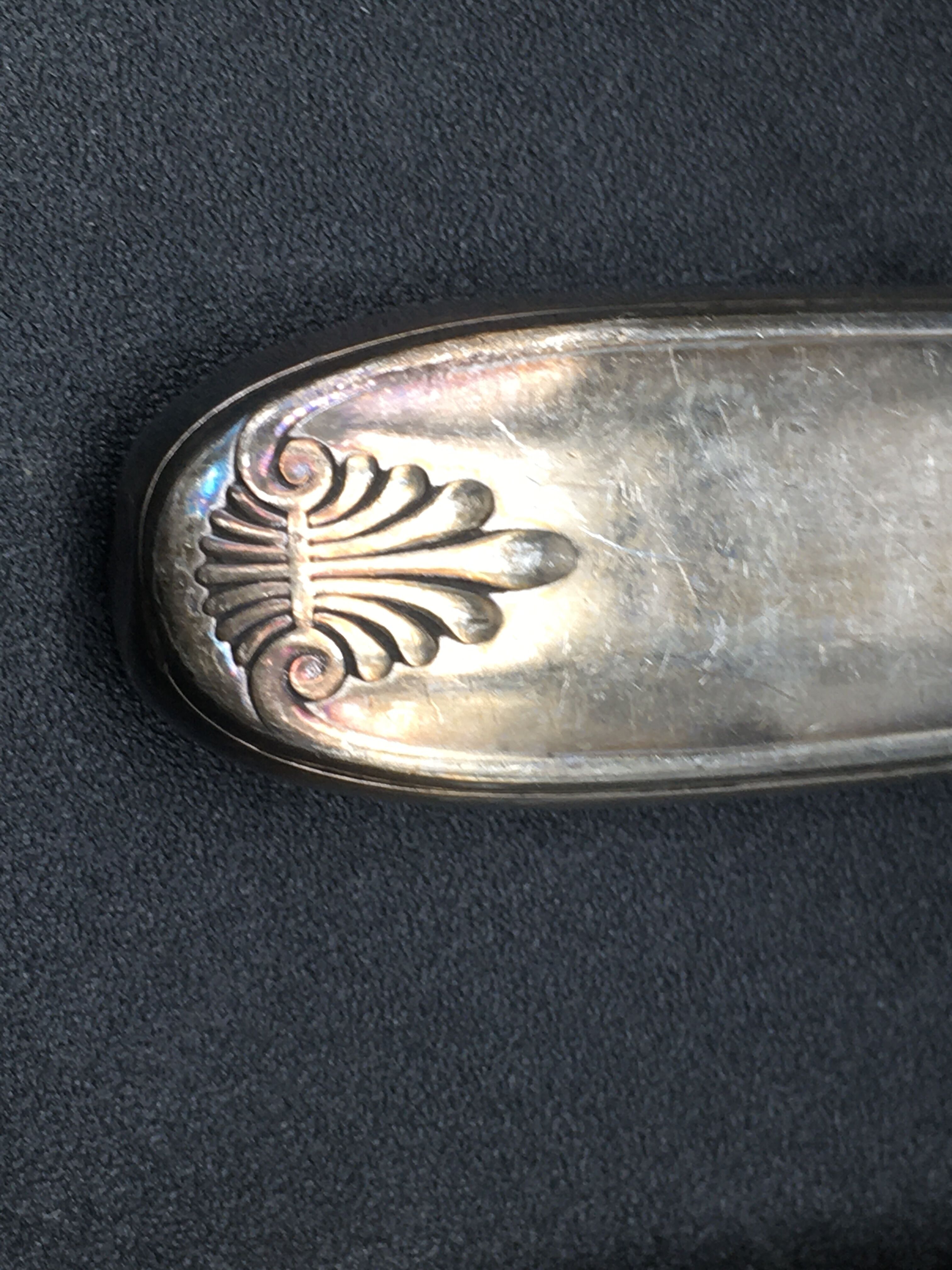 6 table knives in silver metal model coquille