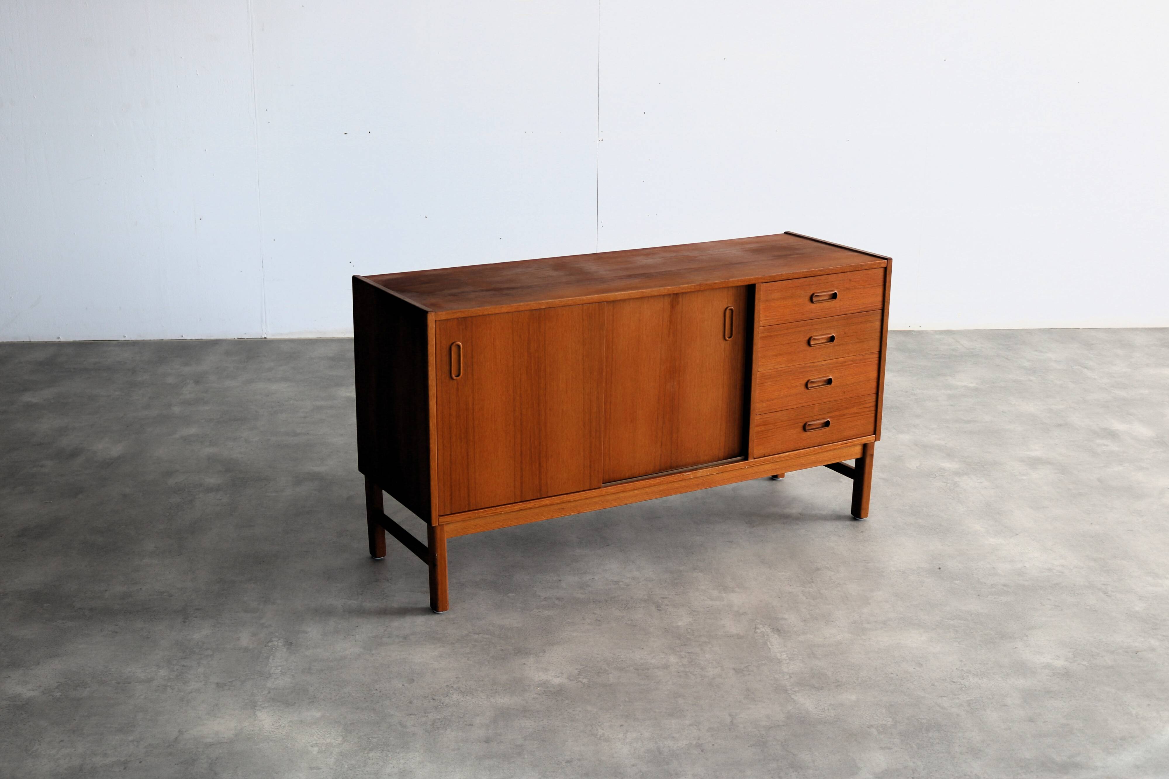 Vintage sideboard | dresser | teak | 60s | sweden