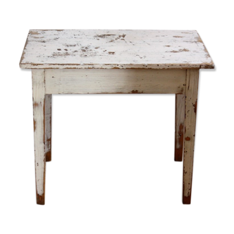 Shabby white side table