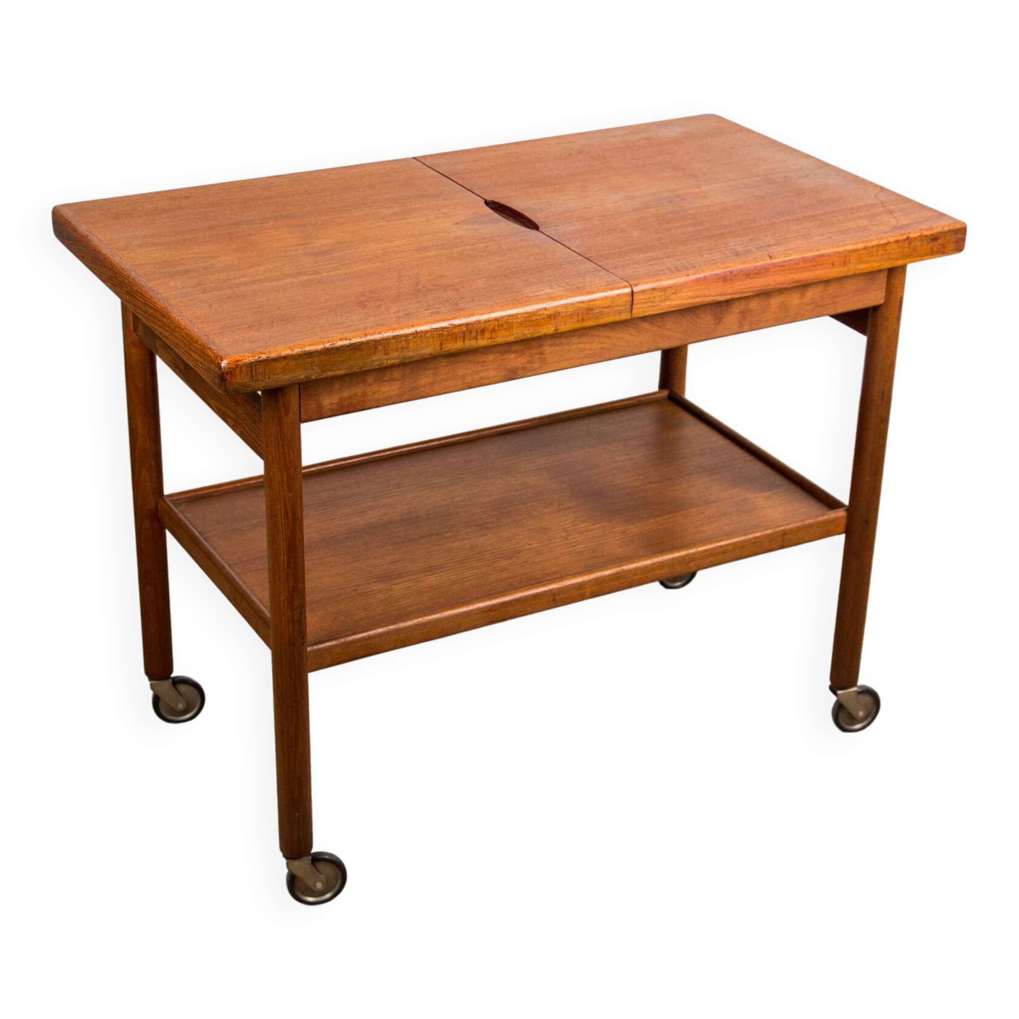 Danish extendable two-tiered teak serving trolley, 1960s, Kurt Ostervig.