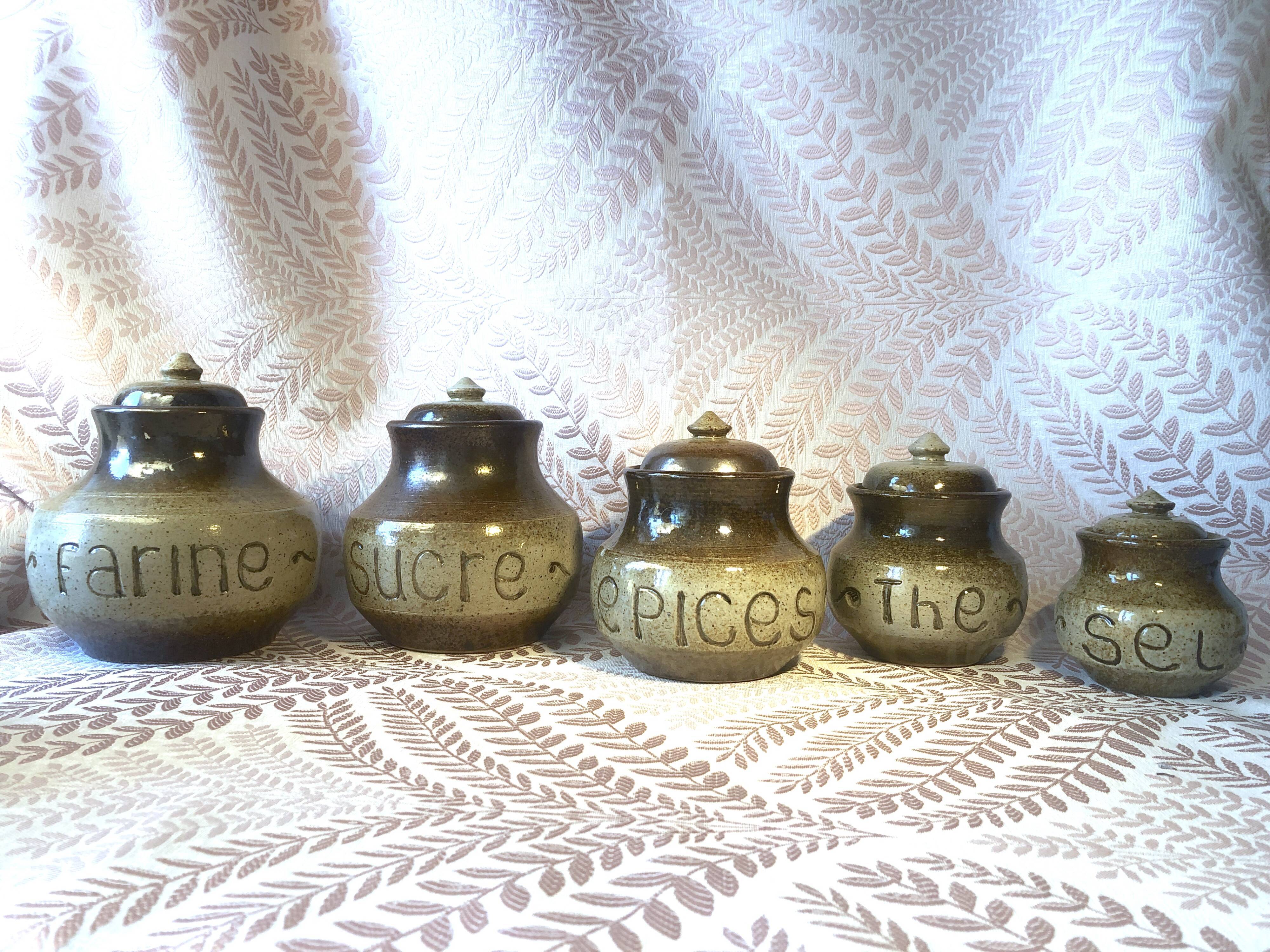 Pots à épices en grès véritable