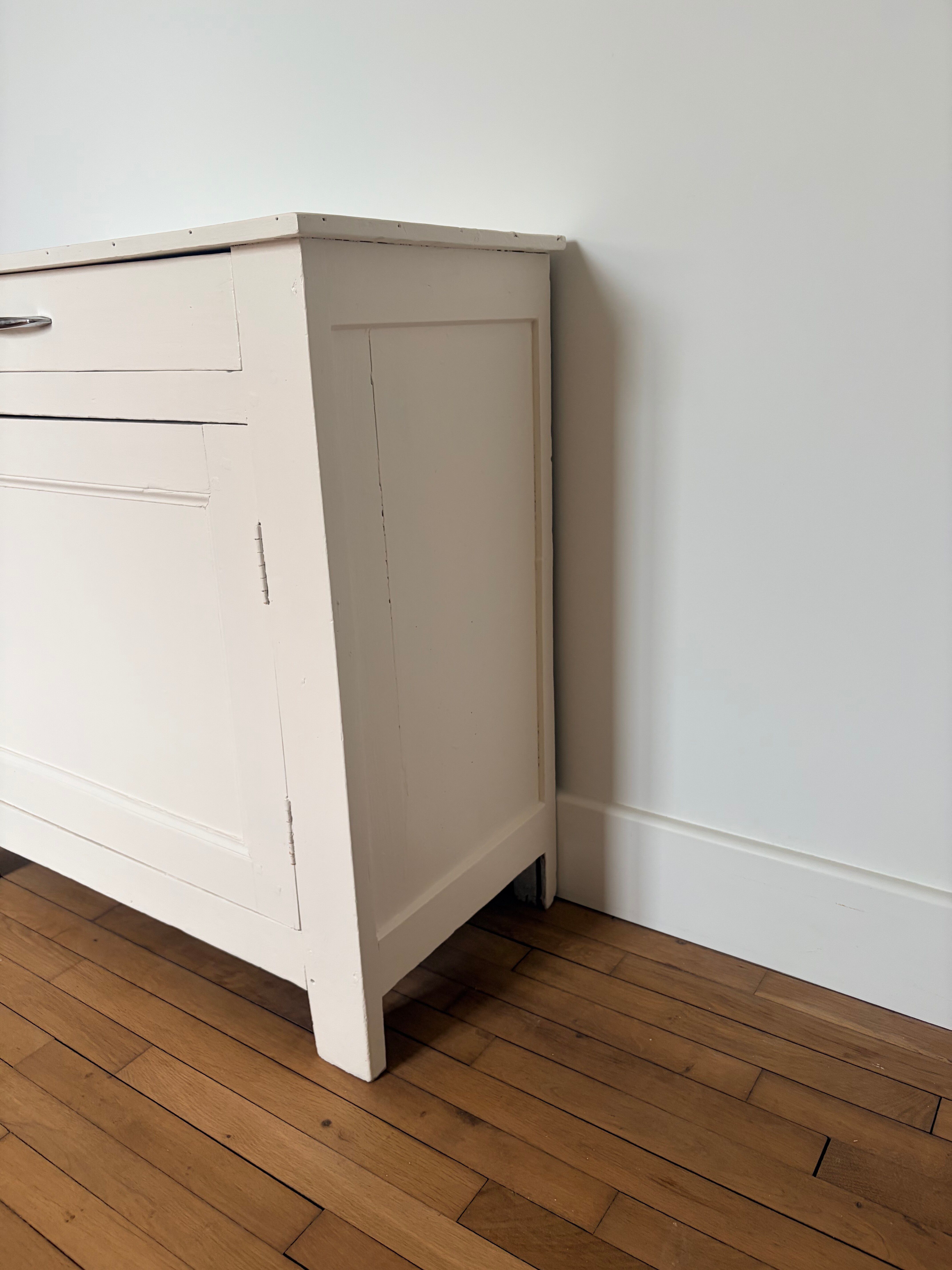 Buffet parisien, confiturier vintage