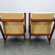 Paire de chaises de salon en pin du milieu du siècle, Tchécoslovaquie années 1970