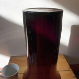 Vase violet en verre soufflé