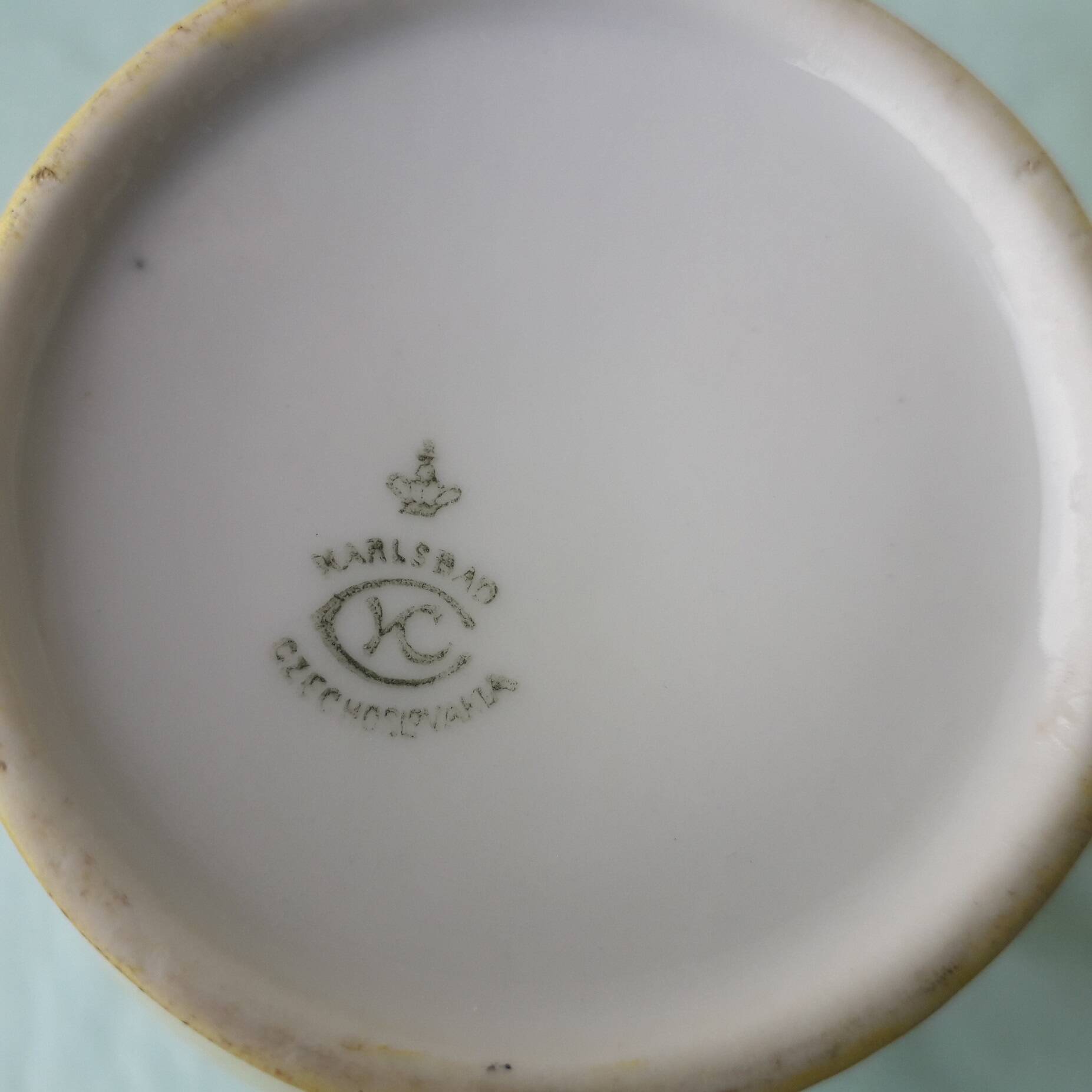 Coffee pot or teapot, sugar bowl and milk jug in porcelain.