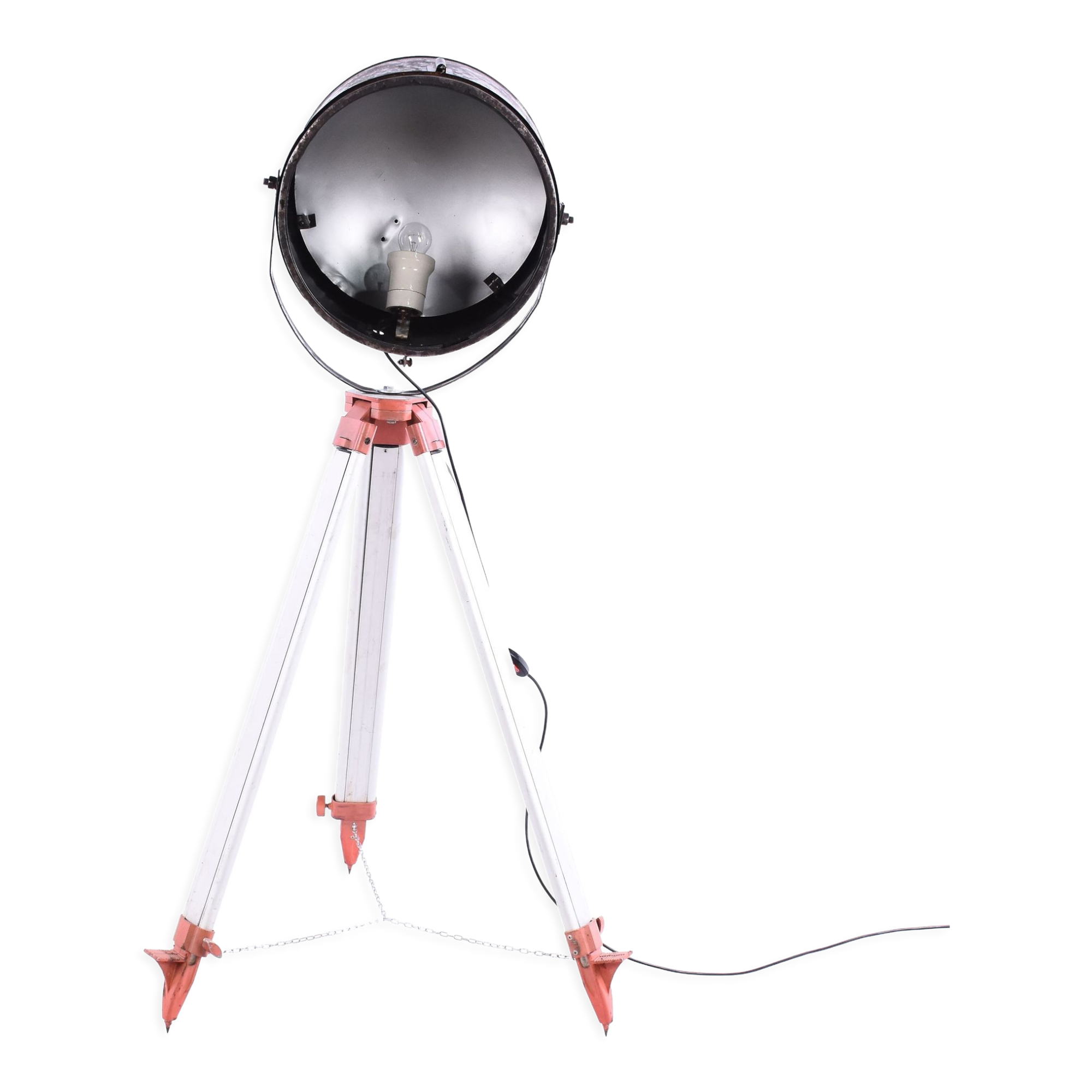 Industrial spot on metalic tripod