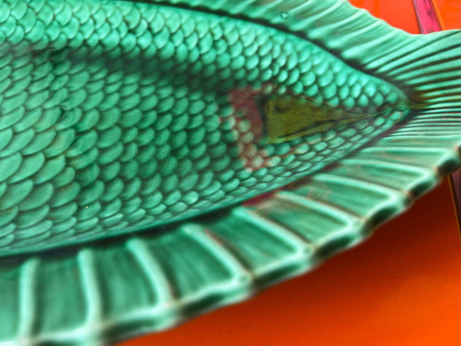 Green fish service Sarreguemines 1950s in new condition.