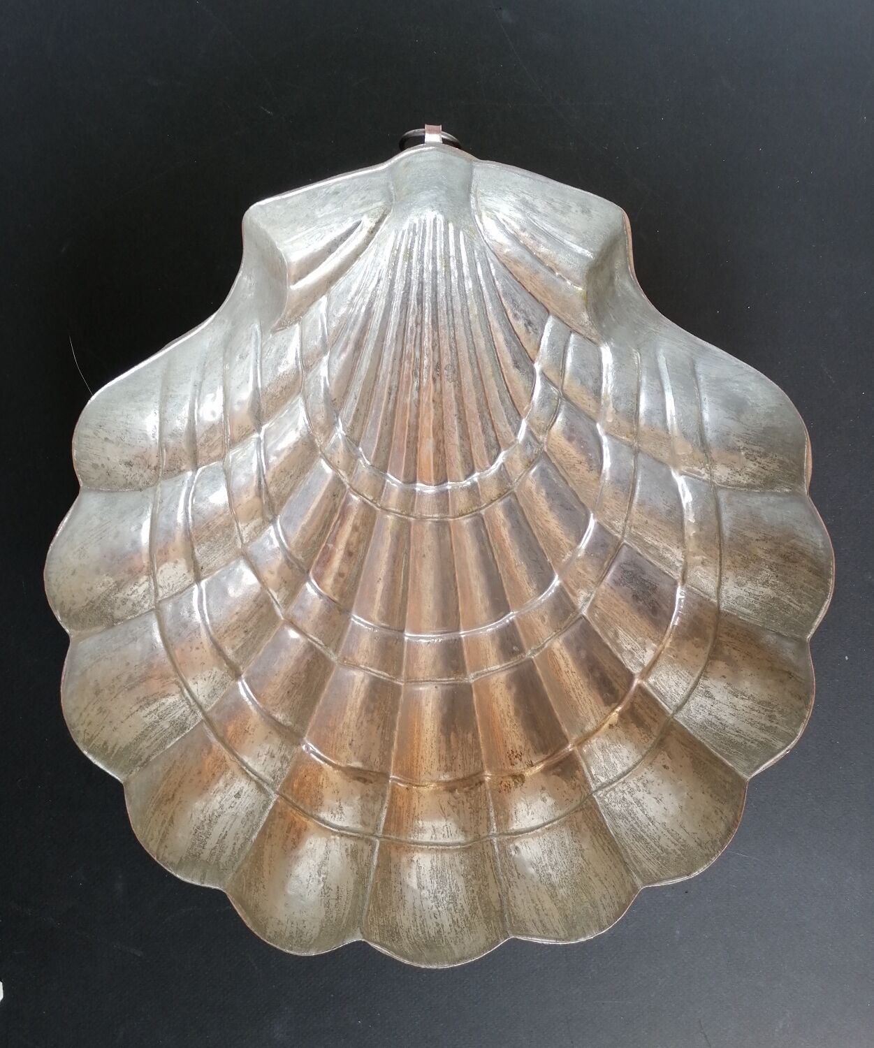 Copper cake mold shell 32 x 31 cm