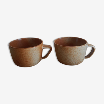 Set of two cups in montgolfier sandstone france