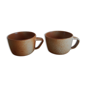 Set of two cups in montgolfier sandstone france