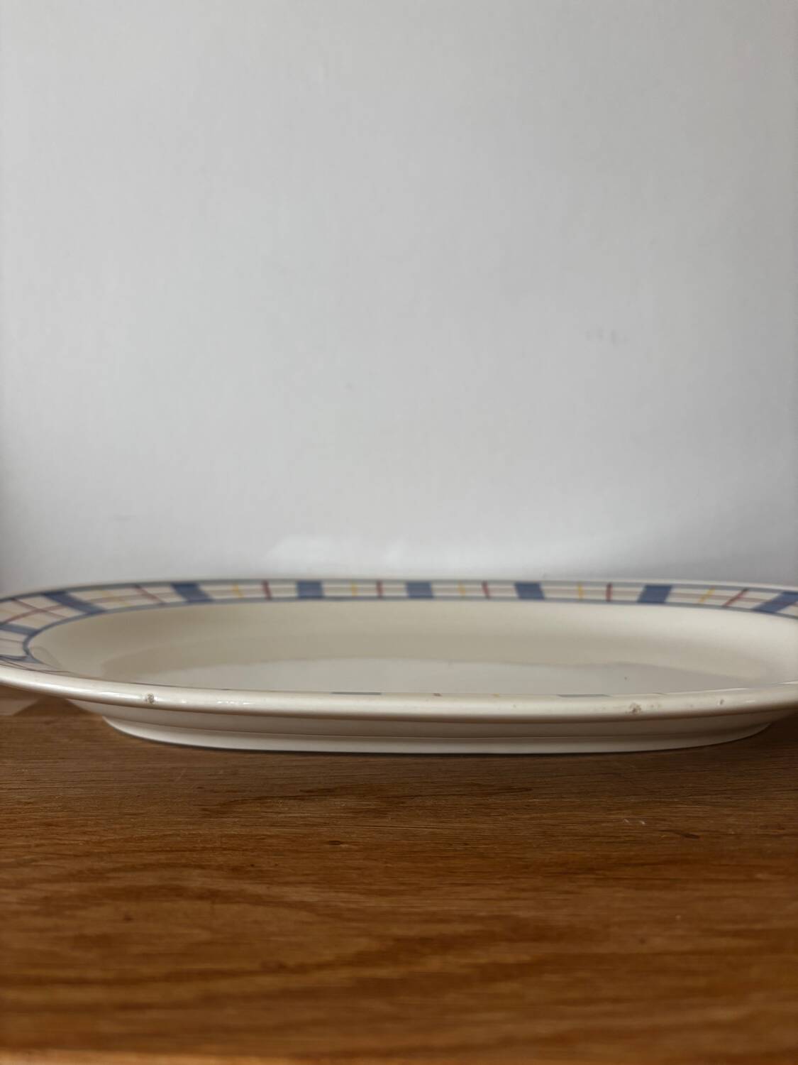 Oval plate Villeroy and Boch model Odette