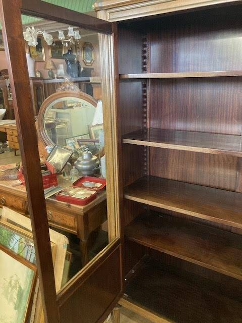 2-door cherry wood bookcase