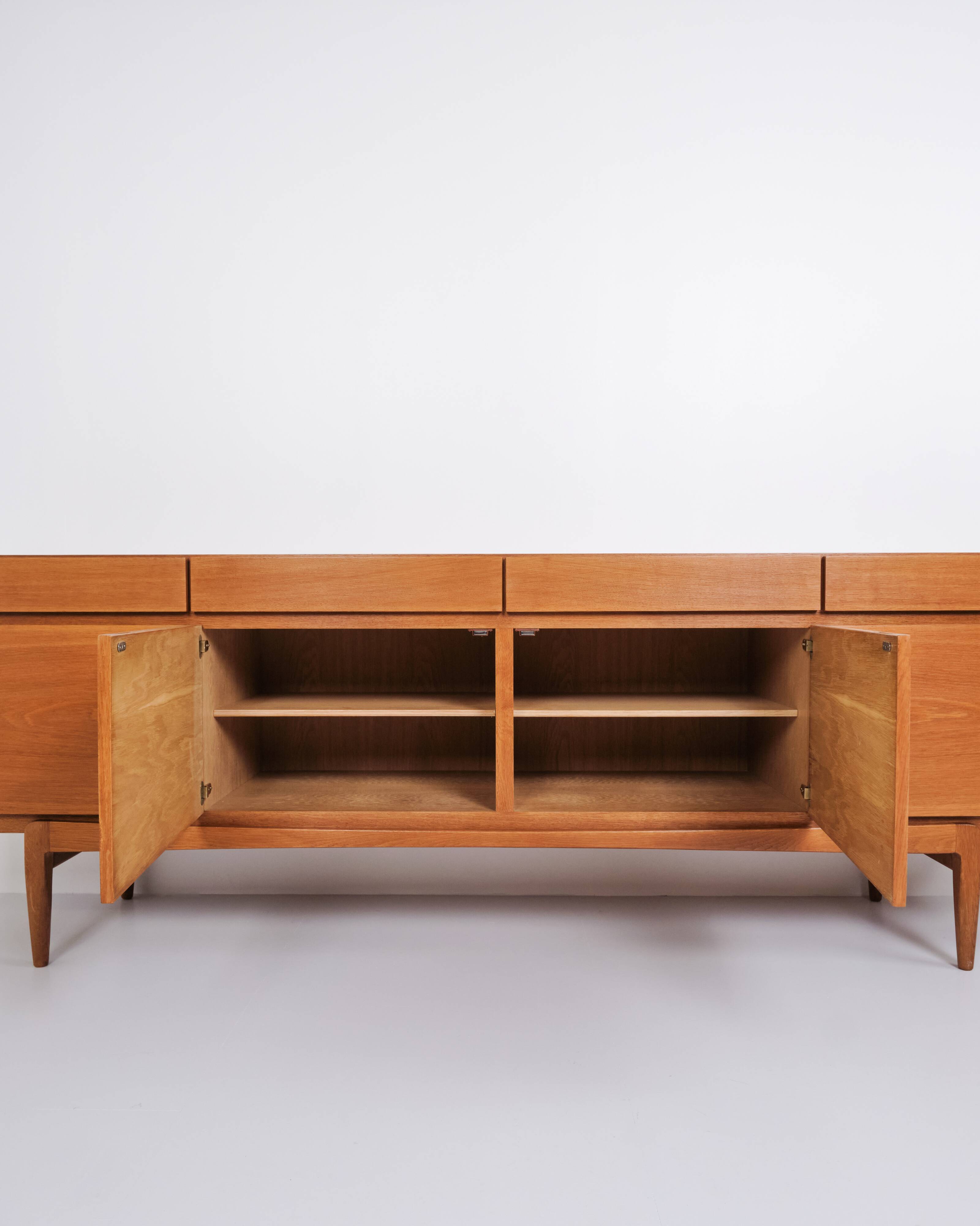 Sideboard - Oak - Ib Kofod-Larsen - Model FA66 - Faarup Furniture Factory - 1960s