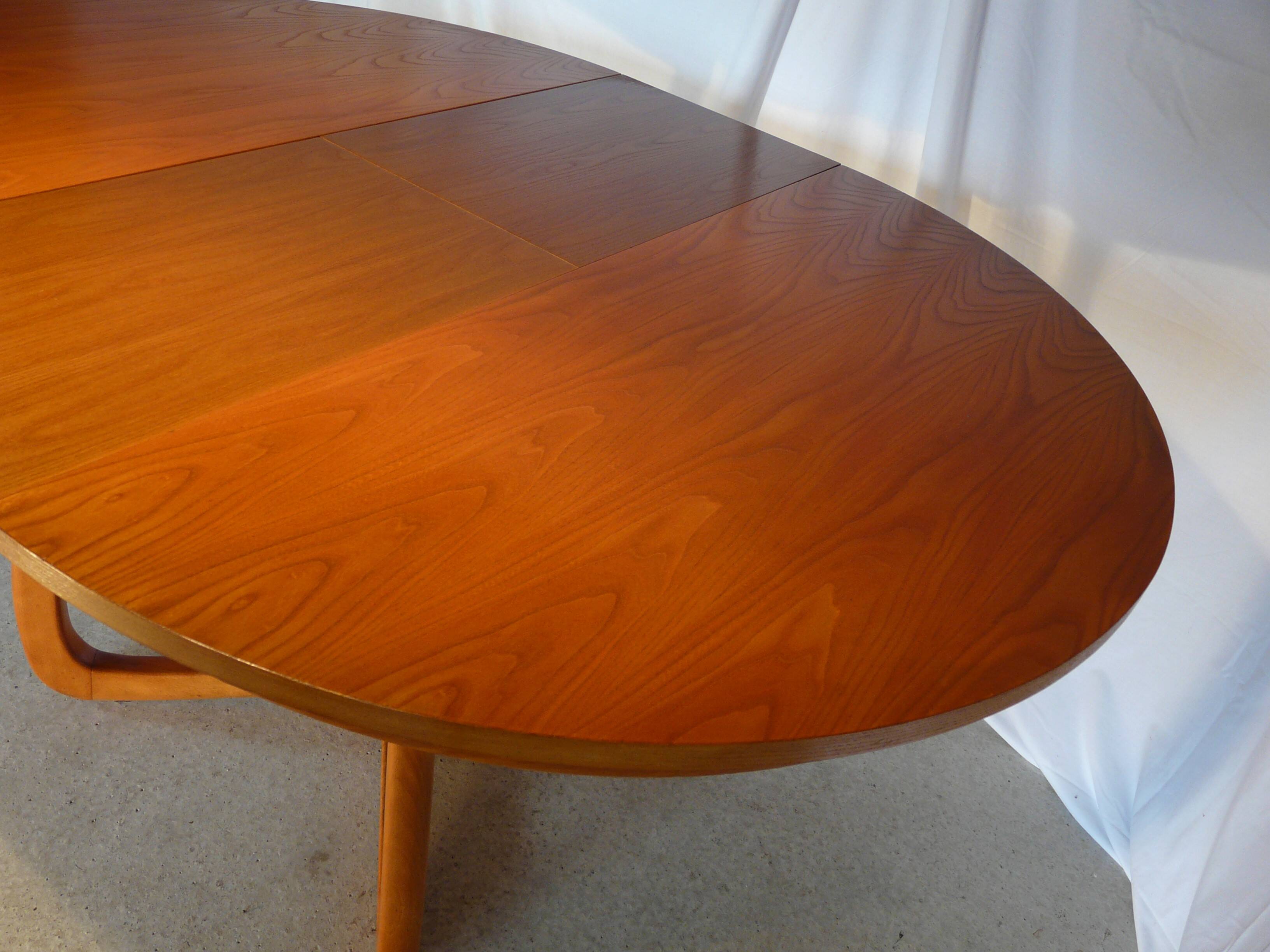 Scandinavian vintage extendable round table