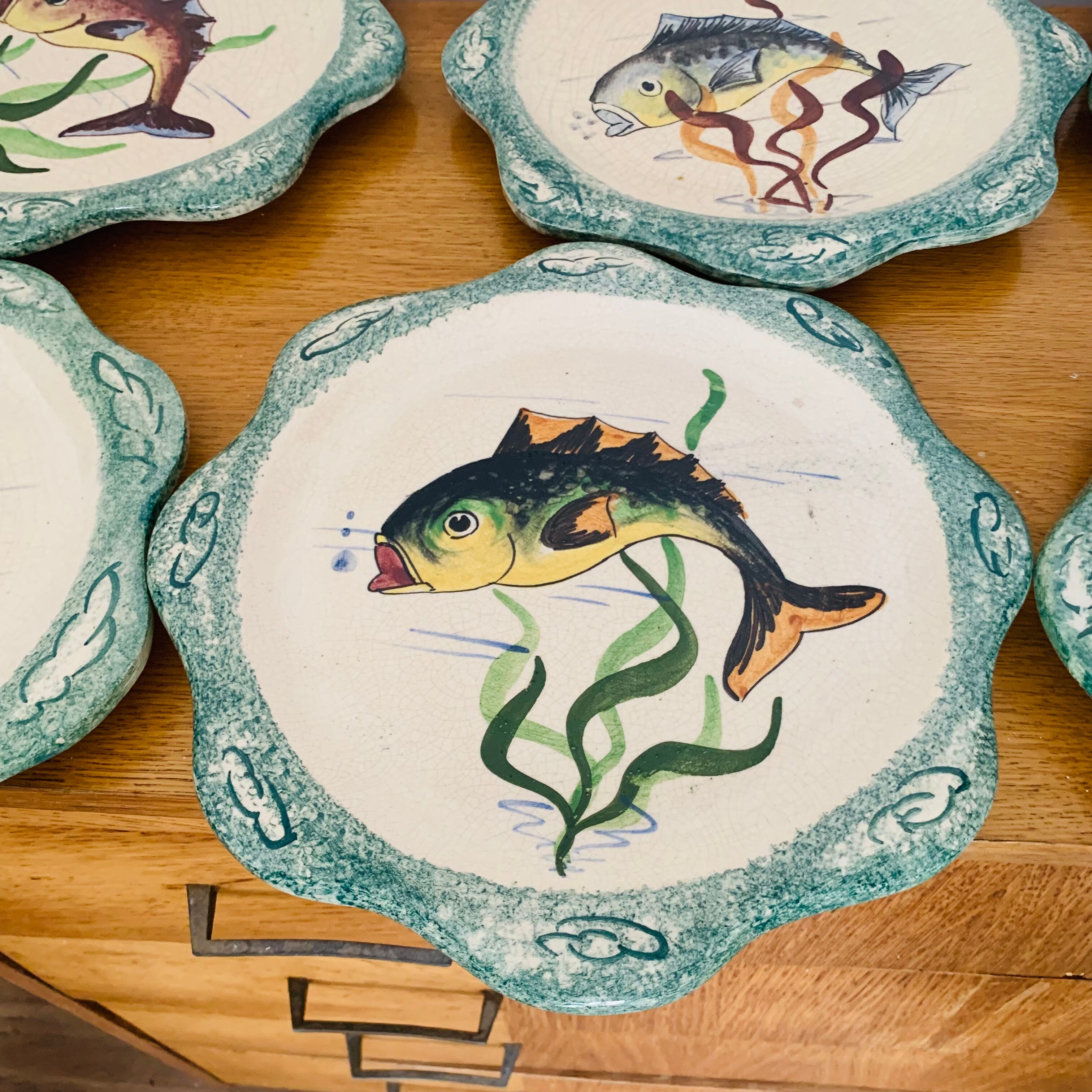 Fish-decorated service