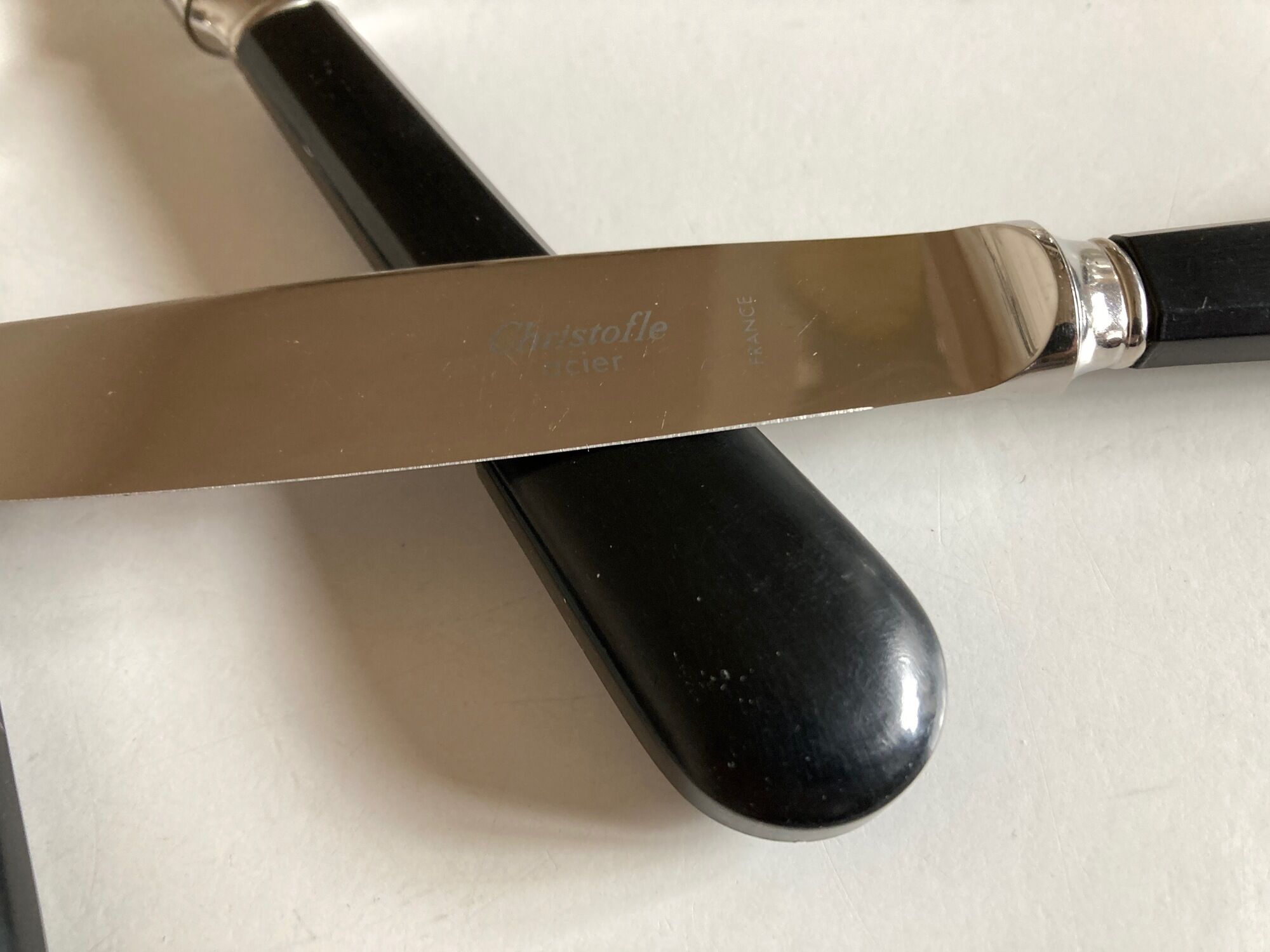 Set of 6 Christofle Vieux Paris knives in black Bakelite