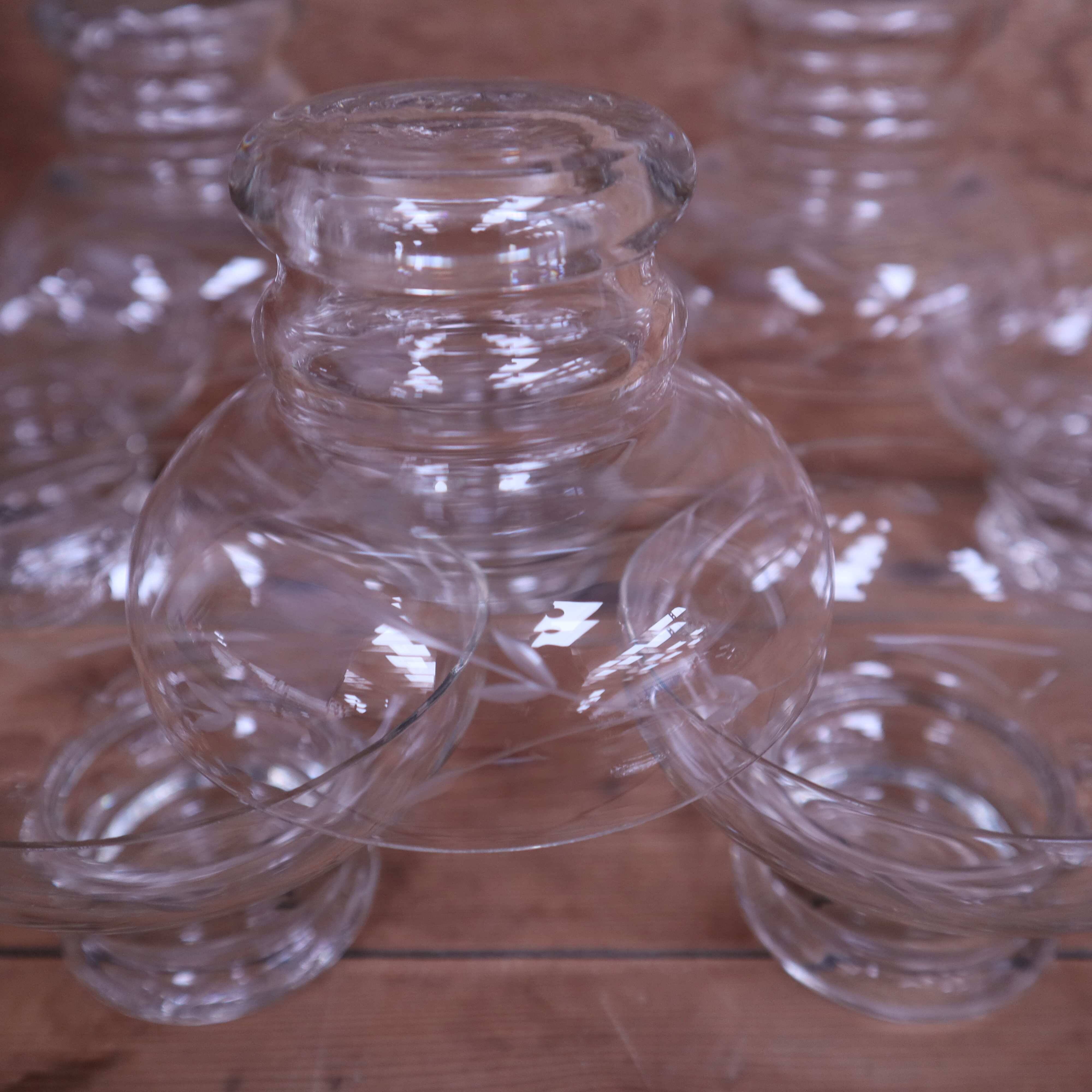 9 vintage engraved champagne glasses 1950