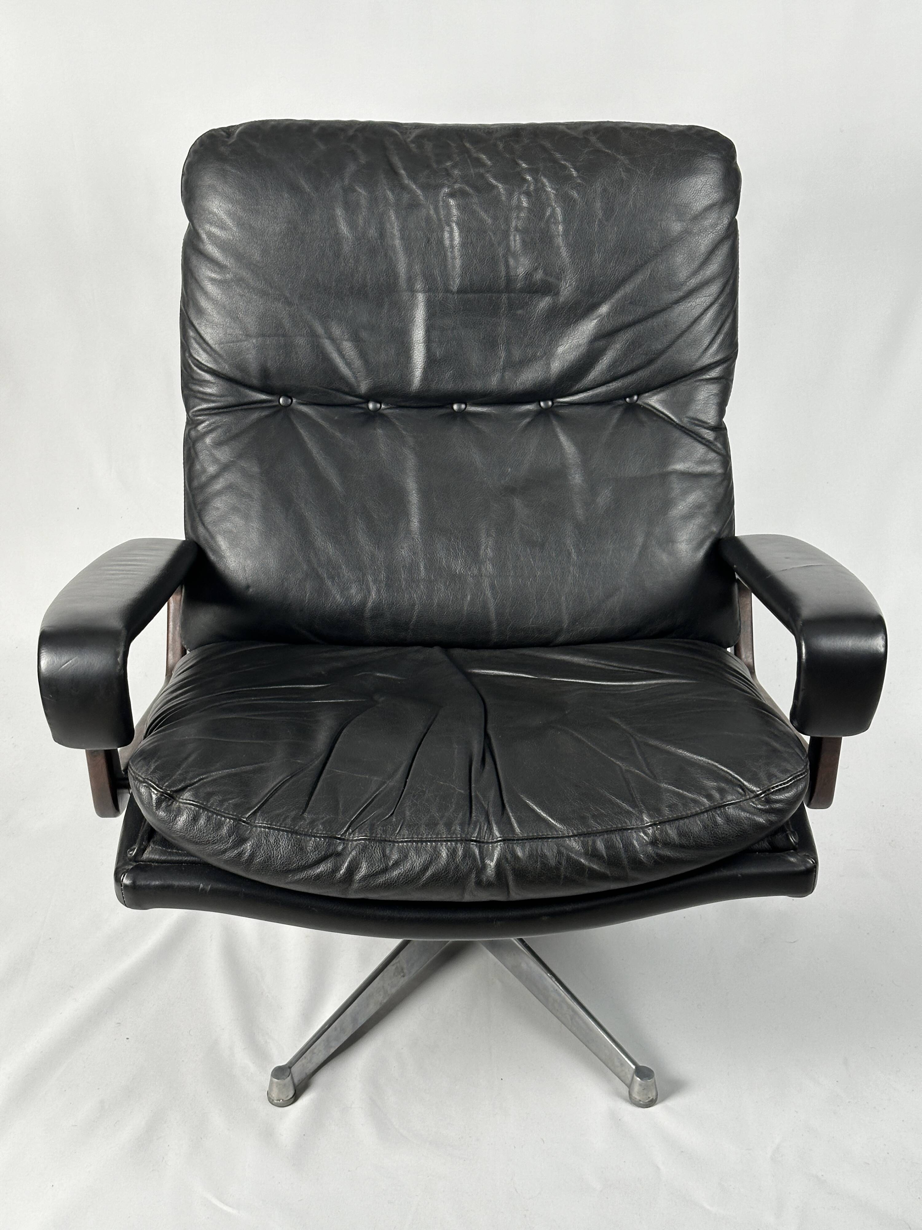 Vintage armchair by André Vandenbeuck for Strässle