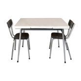 Table extensible et deux chaises en formica années 70