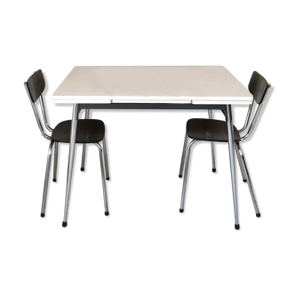 Extendable table and two chairs in formica 70s