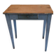 Petite table en bois bleue