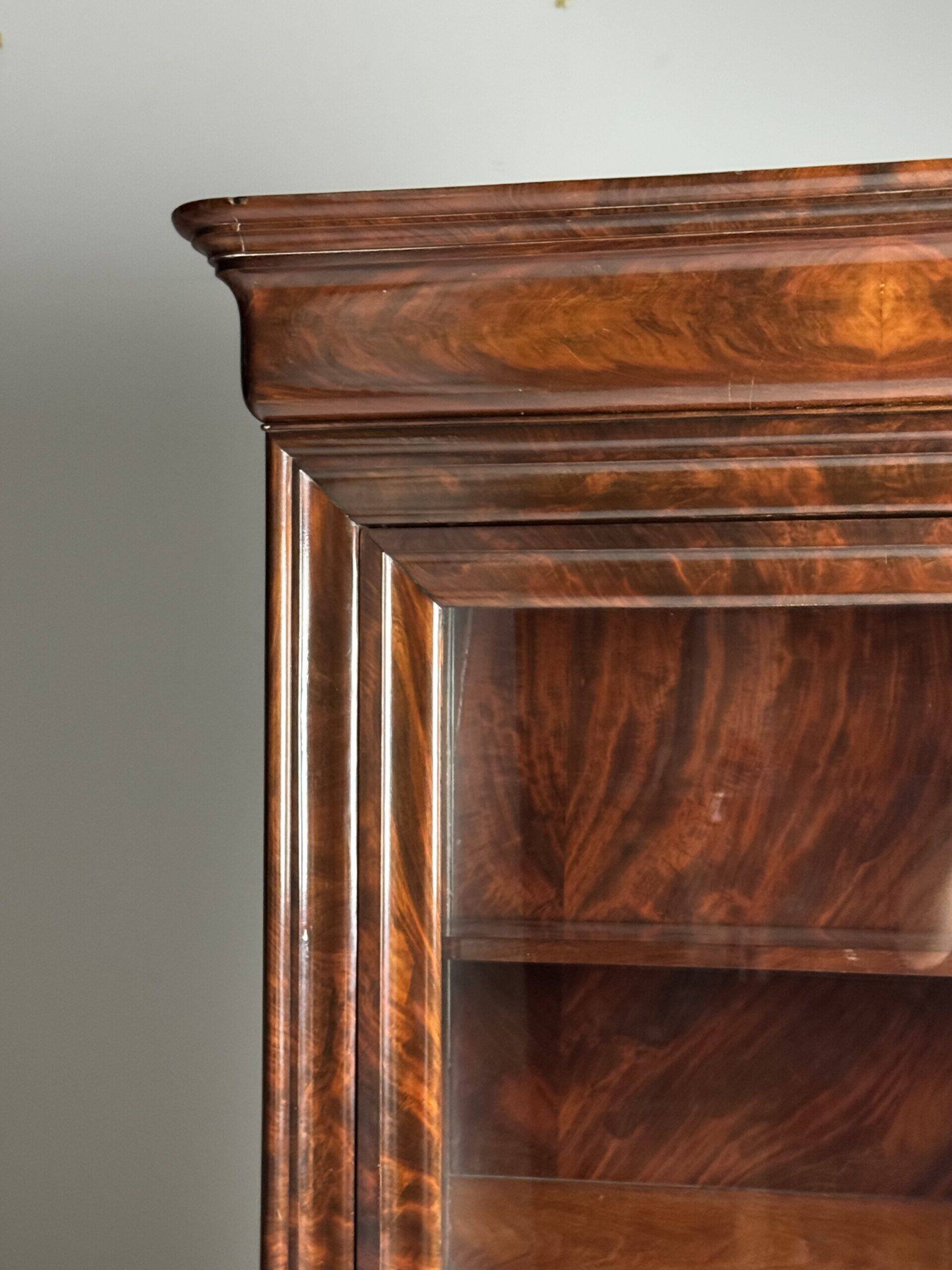 Vitrine Biedermeier 1850