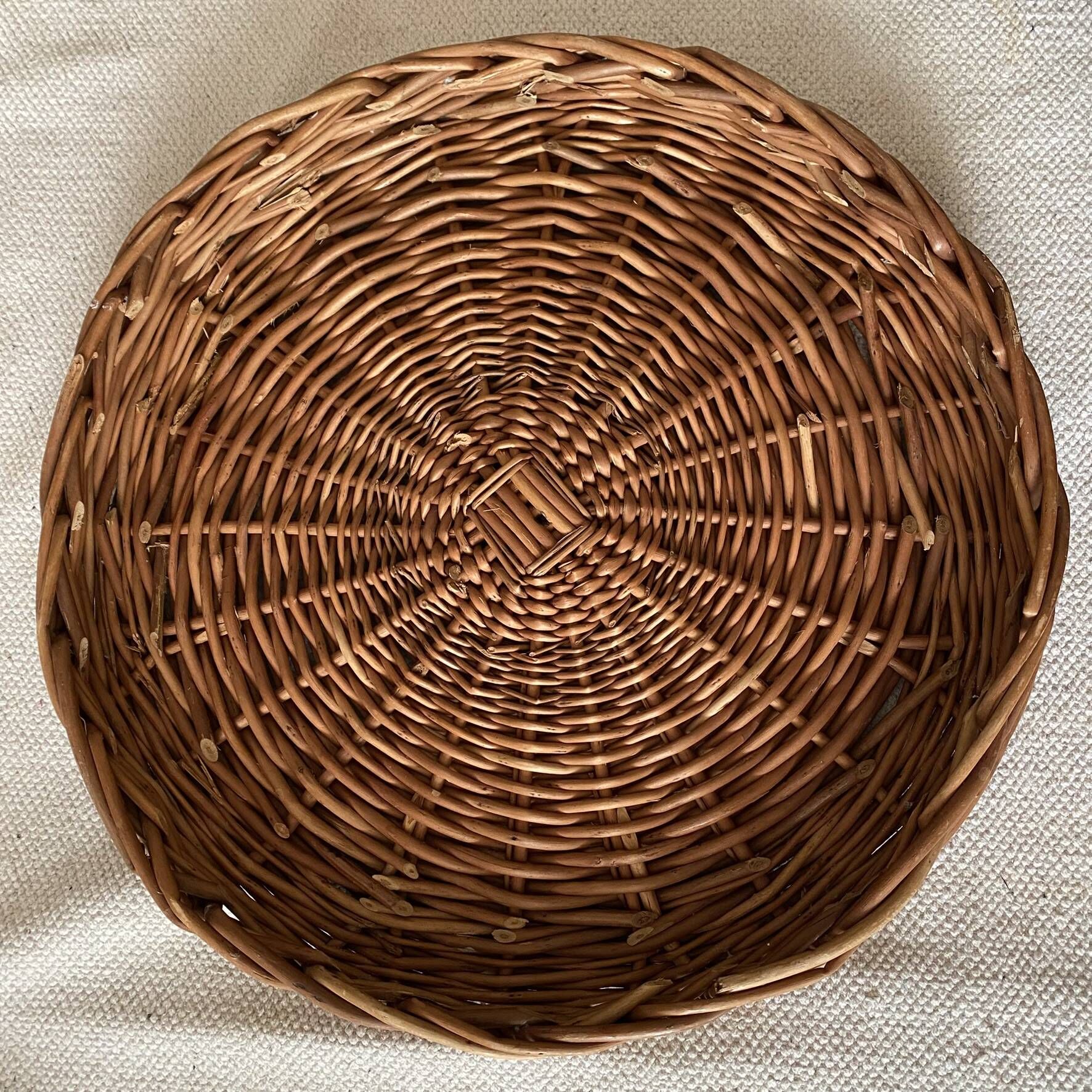 Rattan storage pouffe from the 60s-70s.