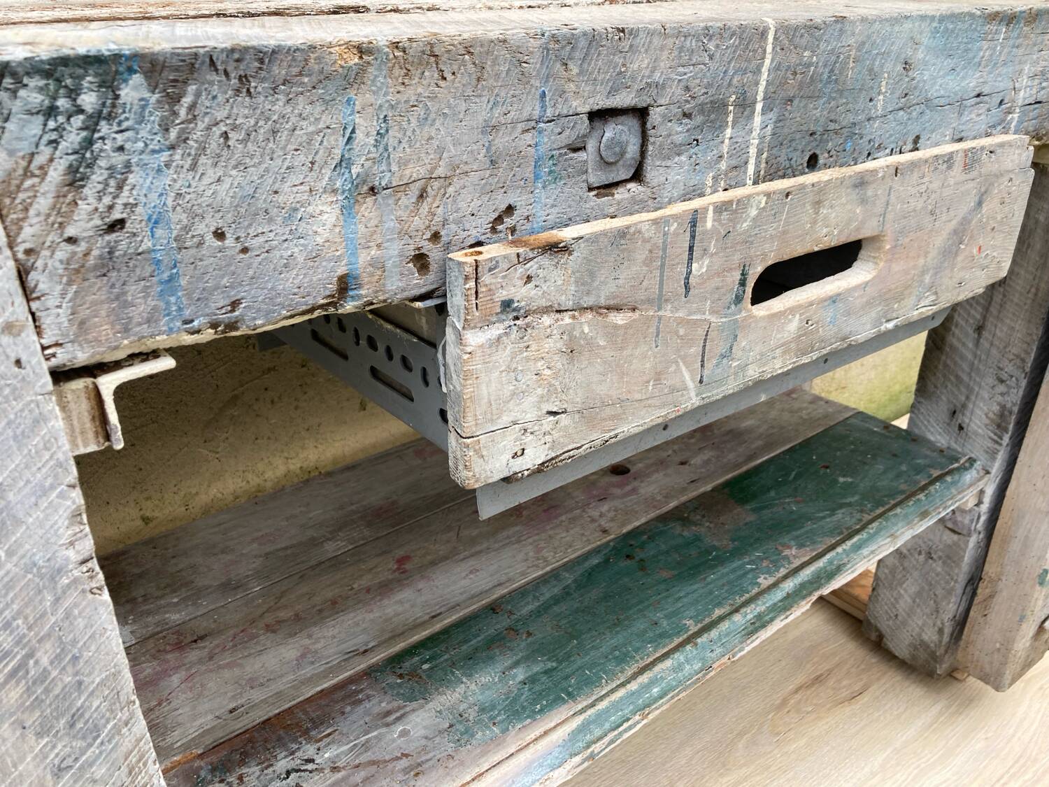 Gross workshop establishment