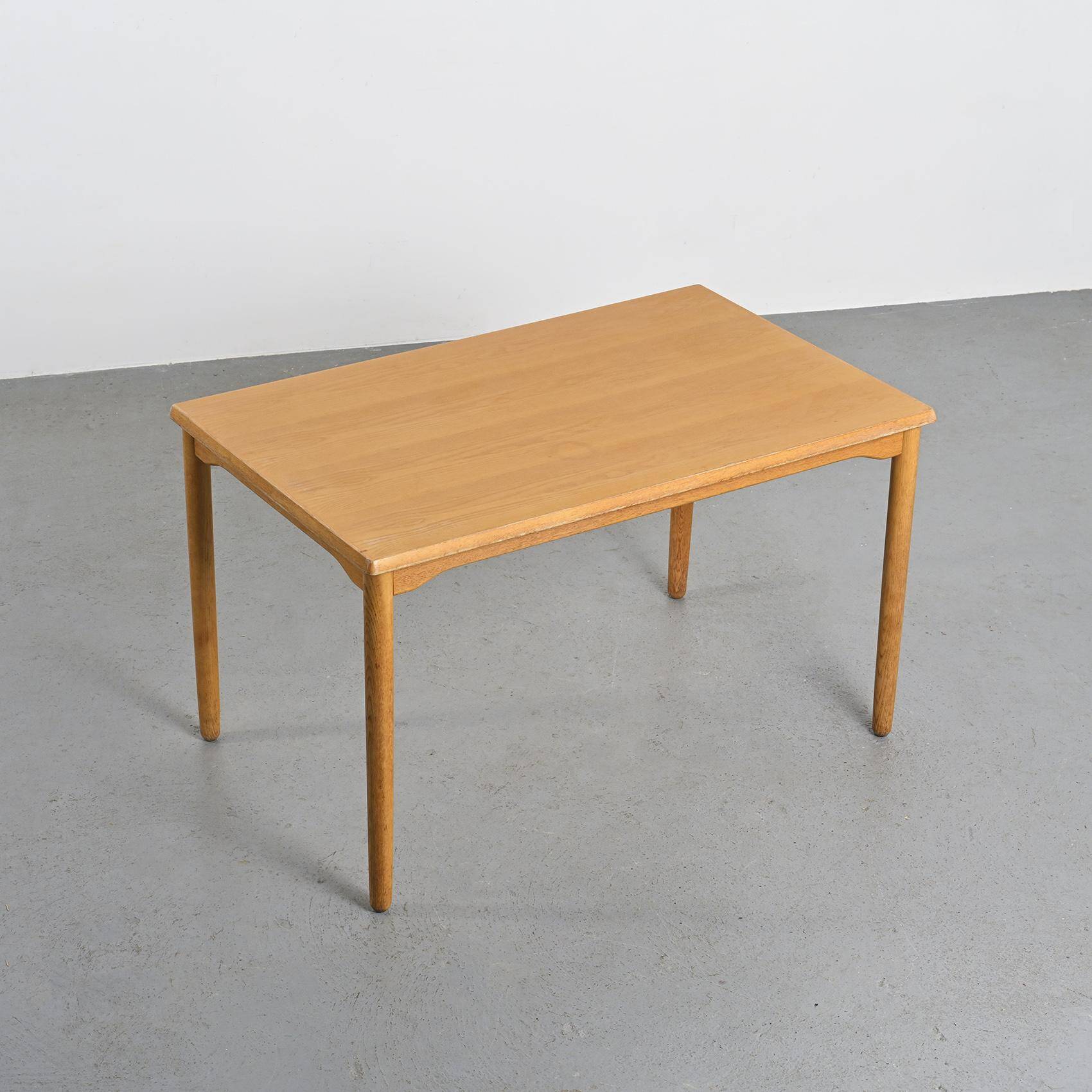 Dining table by Isamu Kenmochi, Tendo Japan 1984