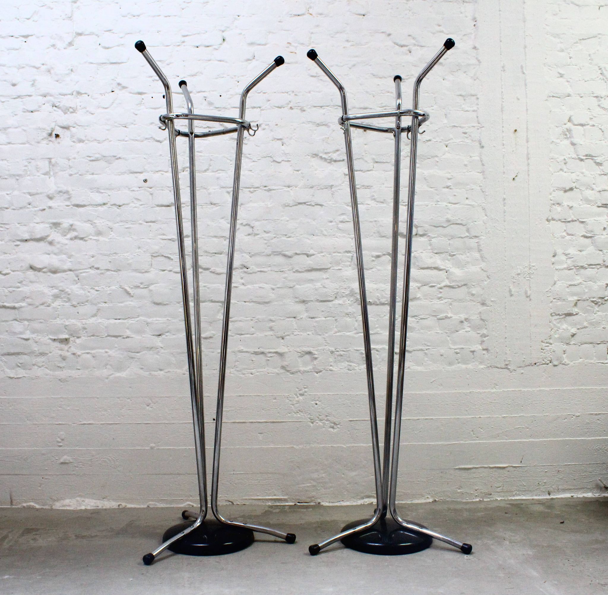 Vintage tubular chrome coat rack, 1970s