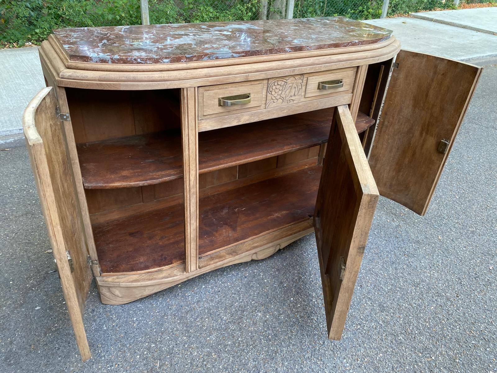Art Deco vintage Parisian buffet renovated in solid oak and pink marble from the 1930s.