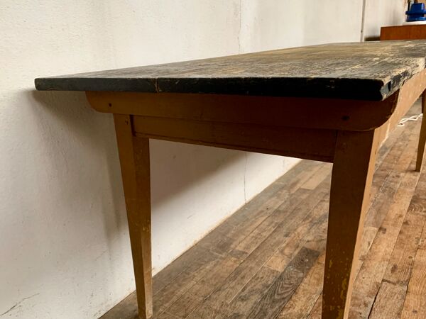 Table de ferme bistrot