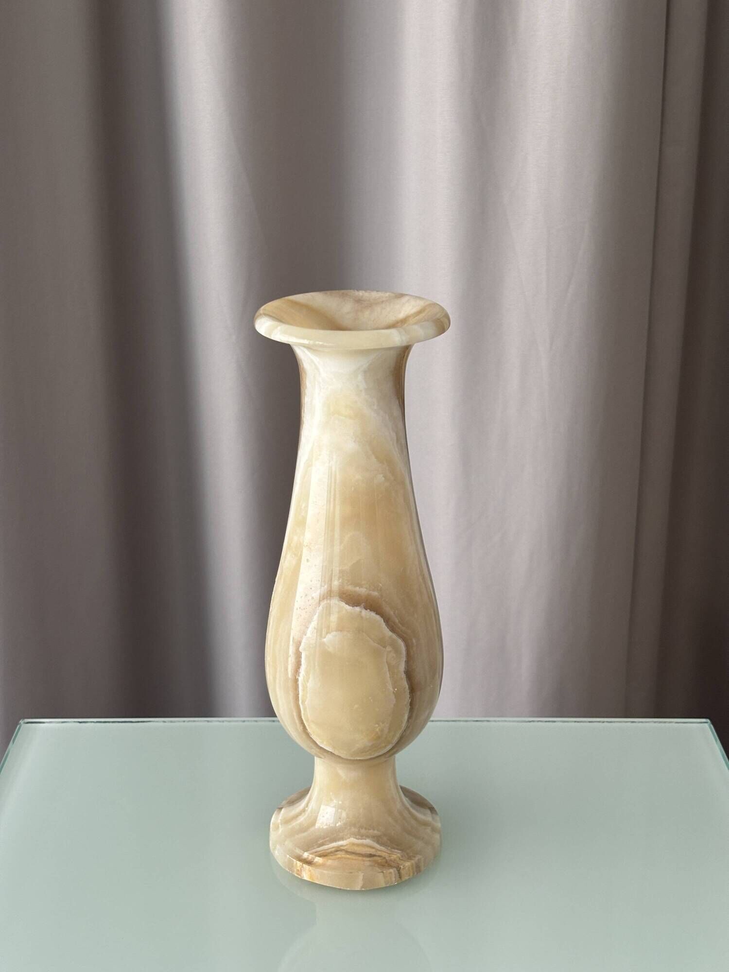 Vintage Italian Onyx Marble Vase – 25 cm – Honey & Cream Stone
